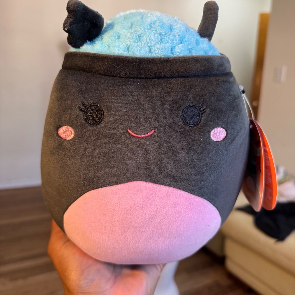Squishmallows 8 Inch Lorraine the Cauldron Halloween Plush Blue Pink Grey NWT‎
